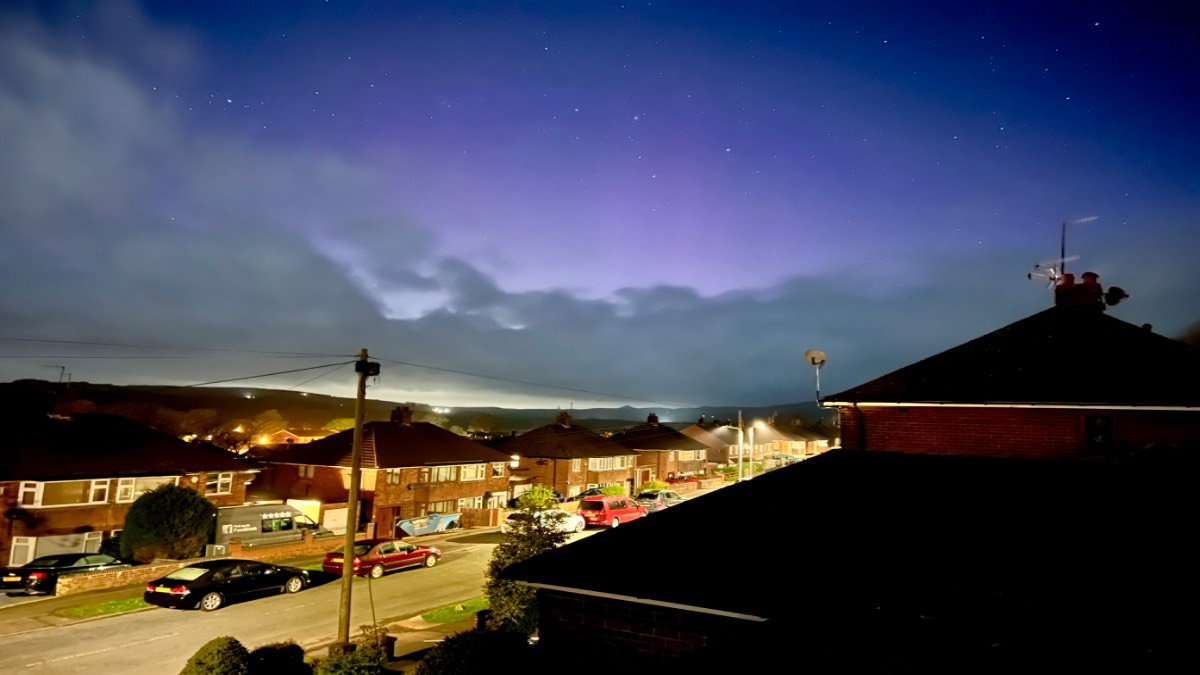 Leek, Staffordshire, Aurora showed up just at bedtime,quick shot on the phone through the skylig...