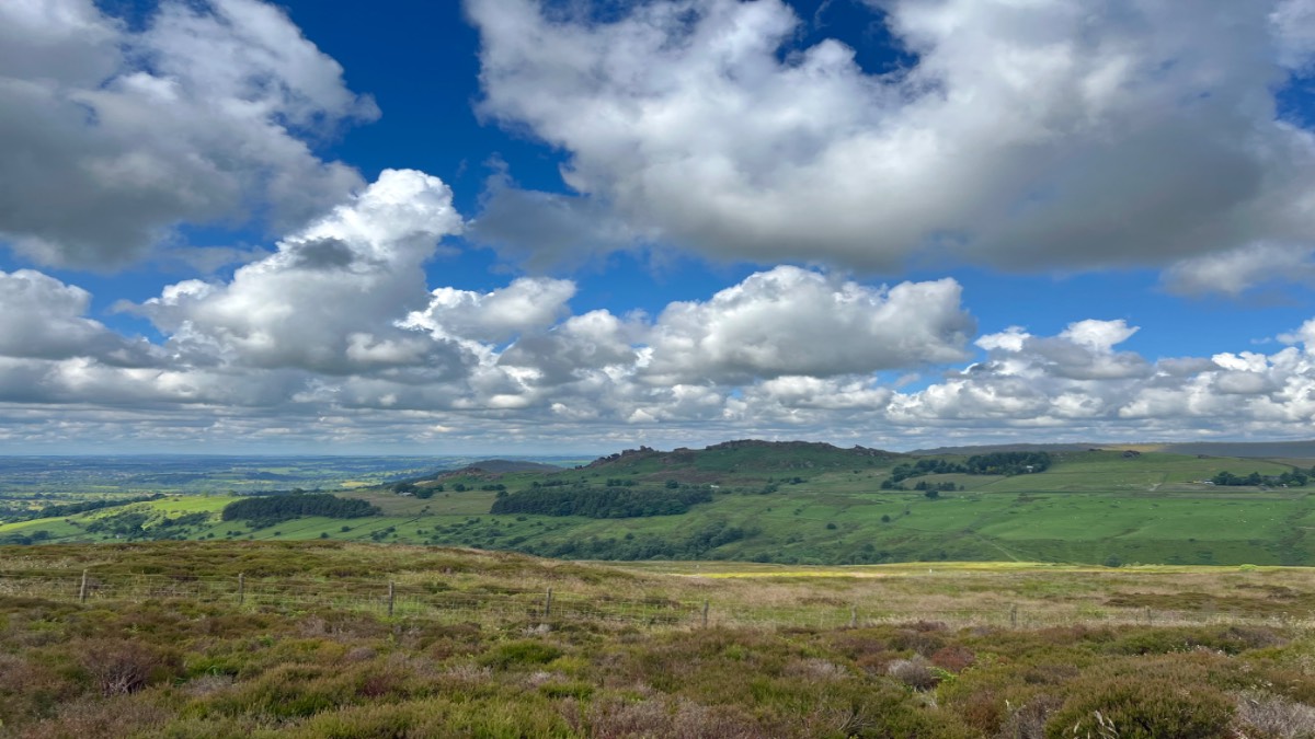 Yesterday’s cumulus clouds stretching through the cheshire gap. Posted by toppiker60