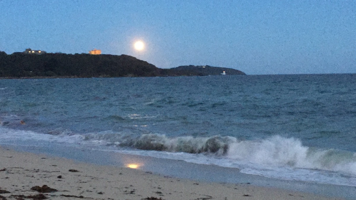 Falmouth, Cornwall, Pendennis Castle and the hunters super moon October 2016. Taken from Gylly ...