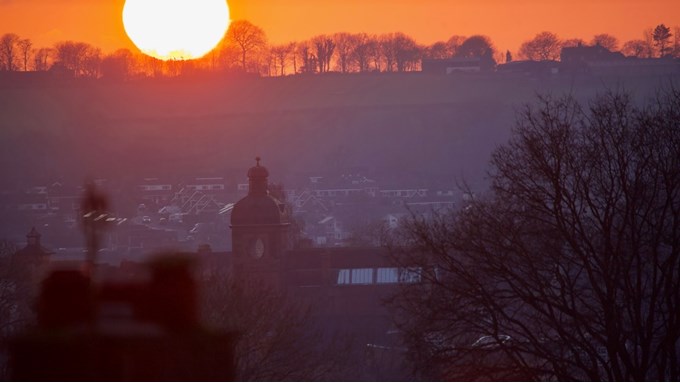 Nice end to a lovely sunny february day. Posted by toppiker60