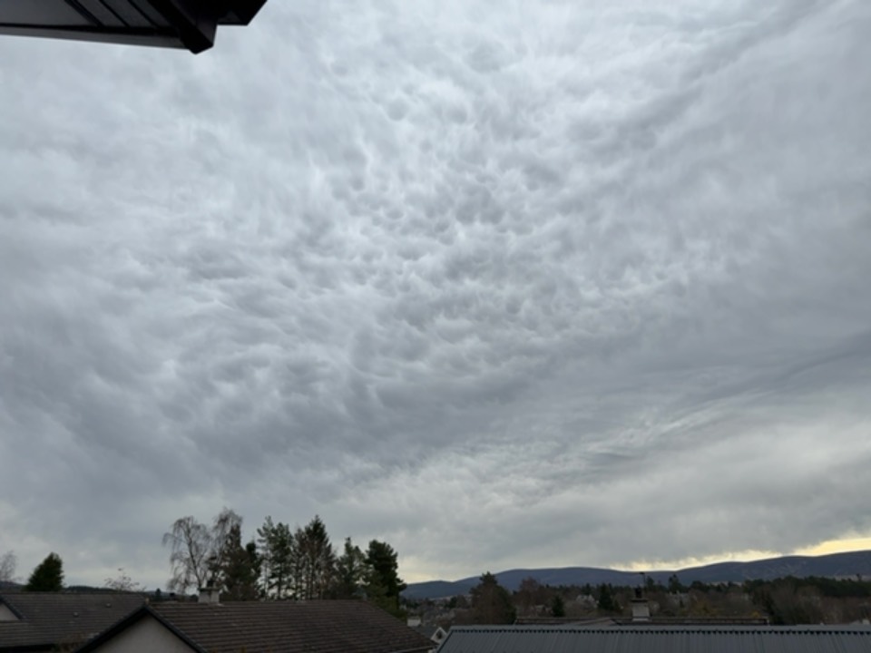 Grantown on Spey, Highlands, Nice mammatus looking clouds…....