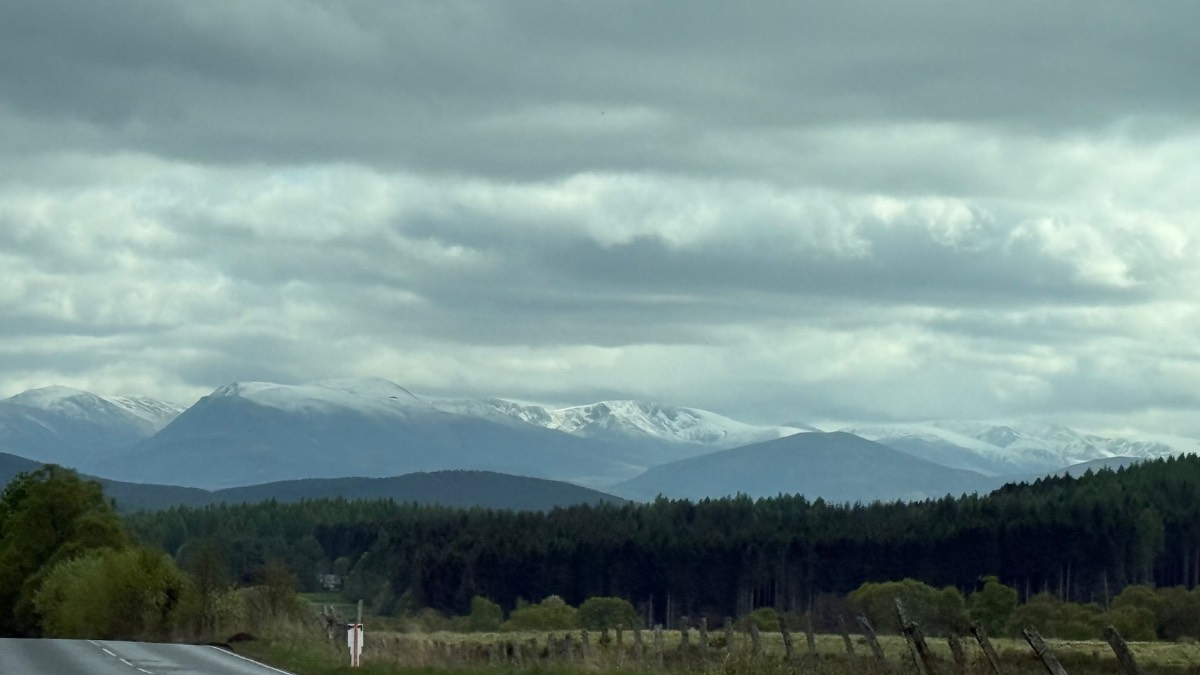 Grantown on Spey, Moray, Fresh snow on the Cairngorms! ...