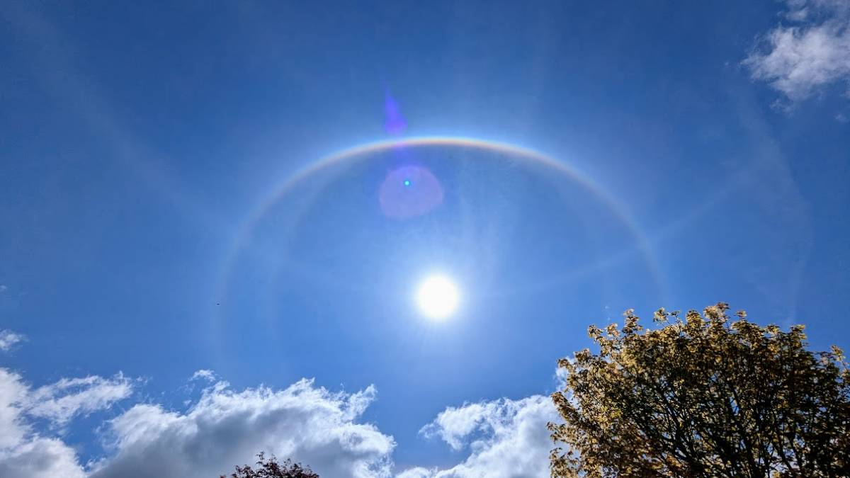 Berkhamsted, , Sun halo 2...