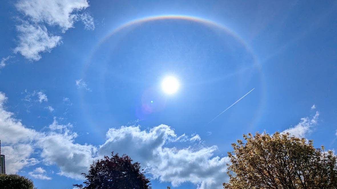 Berkhamsted, , Sun halo 3...