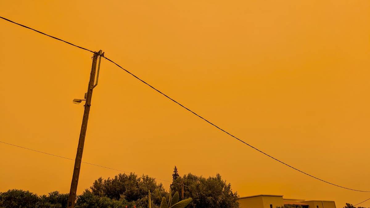 Crete, Crete, Dust from North Africa...
