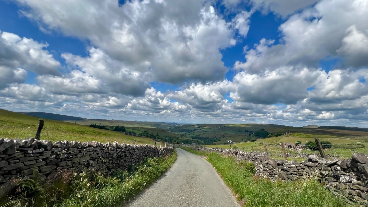 Leek, Staffordshire, Quiet lanes in the staffordshire moorlands this morning....