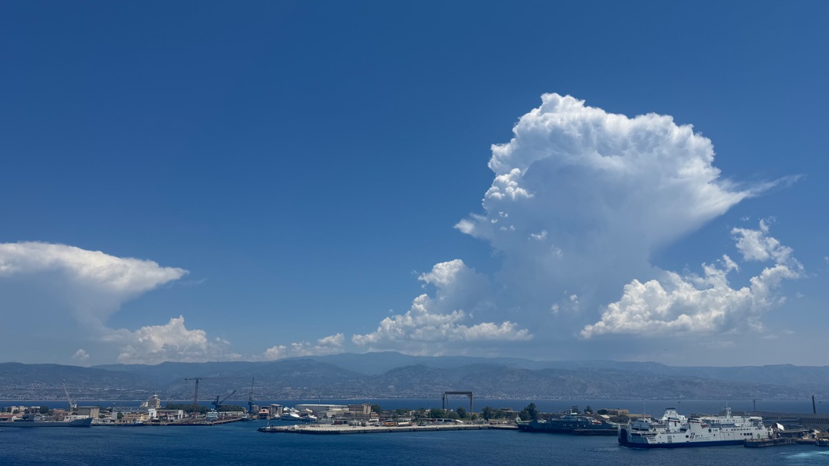 , , Afternoon Cumulonimbus at Messina, Sicily, in afternoon temperatures of 35C...