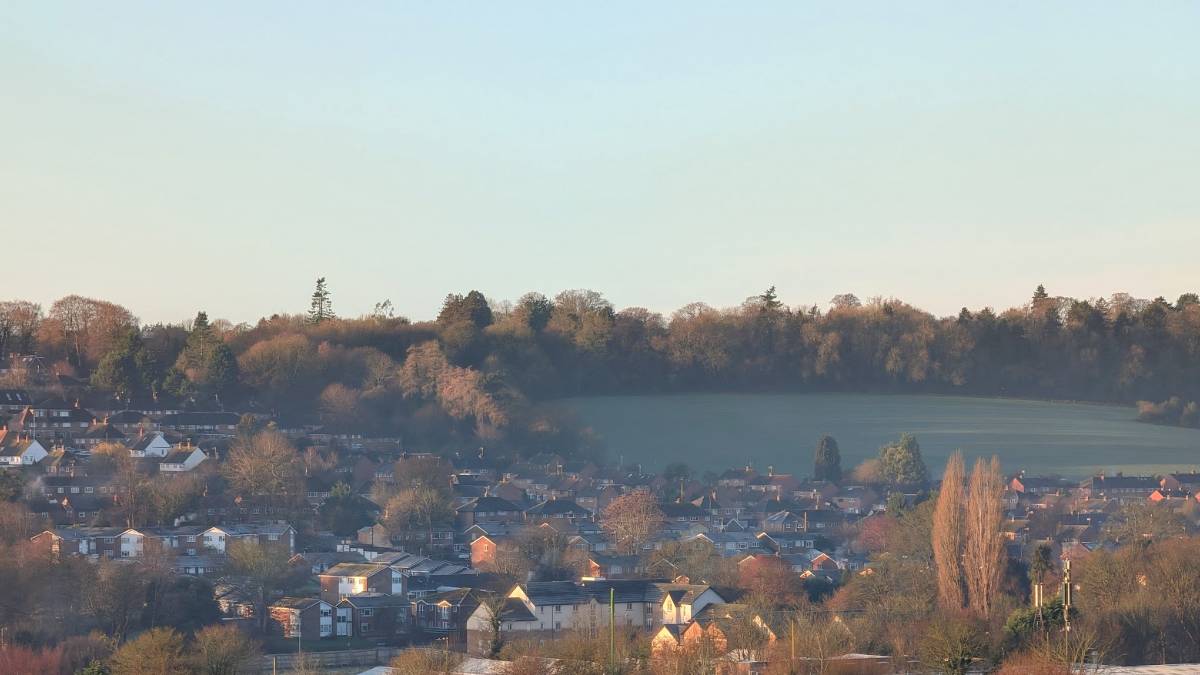 Berkhamsted, Herts, Fine weather in mid December...
