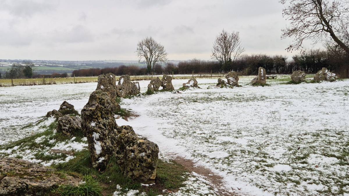 Chipping Norton, Oxfordshire, The Kings Men, Rollright Stones. The knights who served the King (see previ...