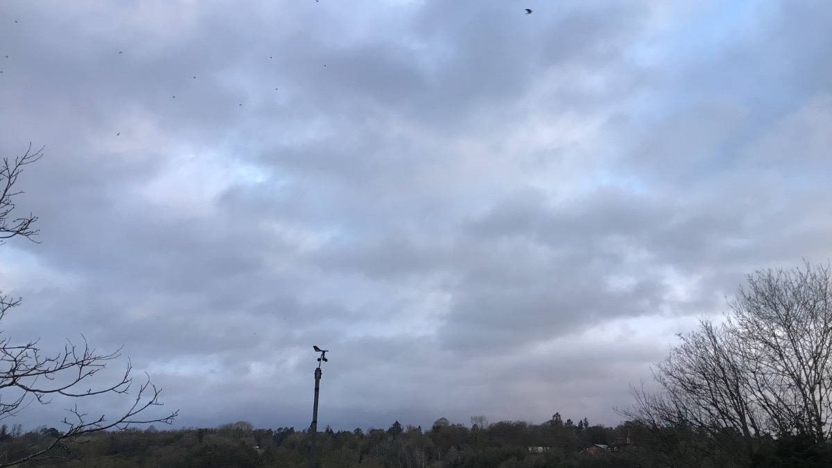 Henley, Oxon, Mild chinks in the clouds ...