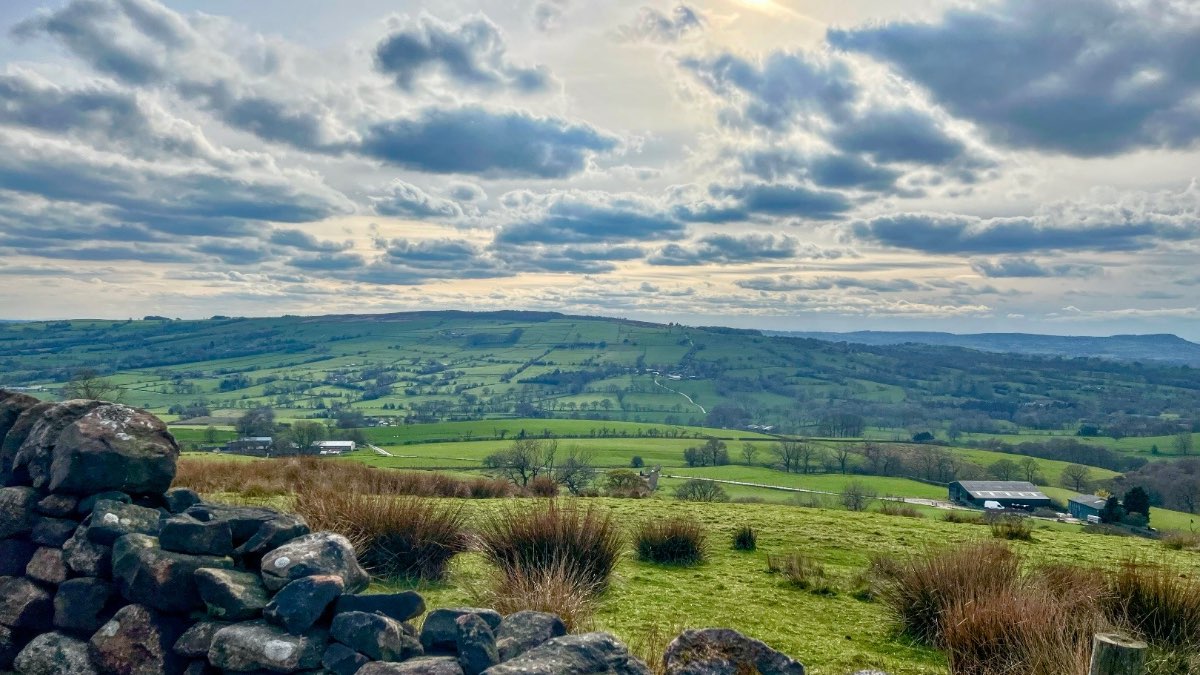 Leek, Staffordshire, lovely day but now turning hazy as rain approaches ....