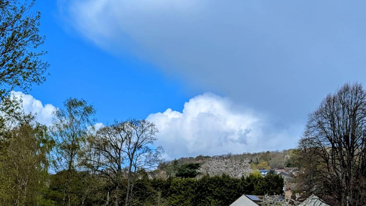 Berkhamsted, , April showers get going...