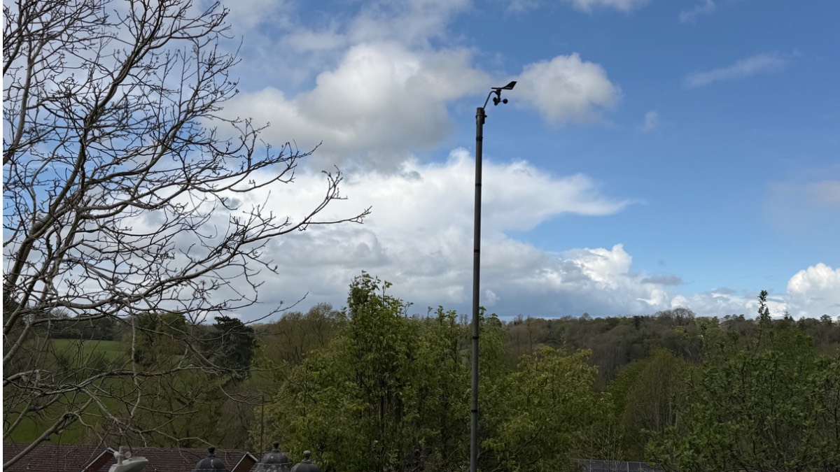 Henley, Oxon, Sunshine a few brief fleeting showers...