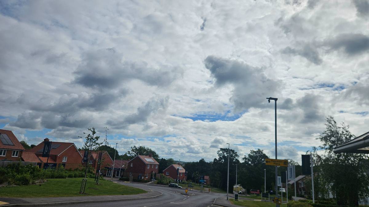 Crowborough, East sussex, Cloud layers...