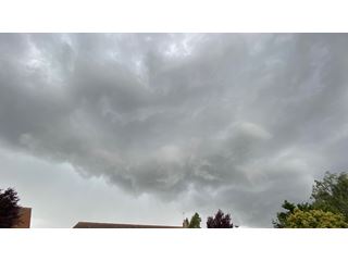 Wet weather pushing eastwards