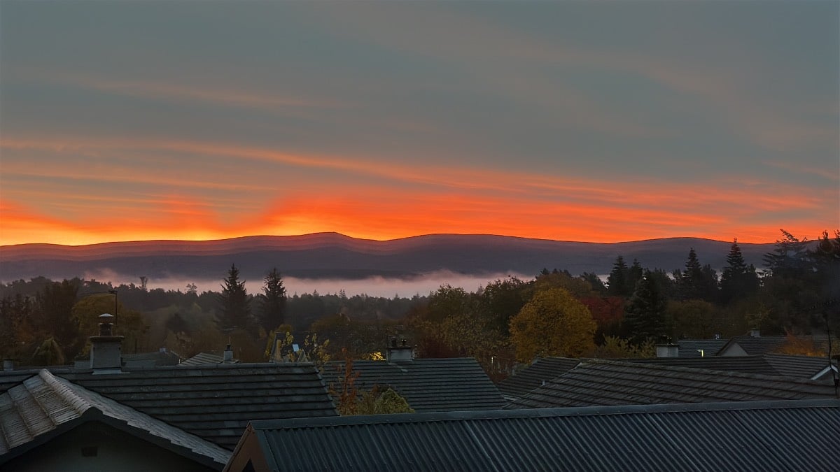 Sunrise. Posted by Dizzy Daff